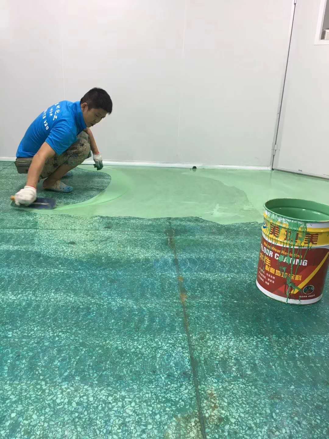 簡(jiǎn)述中山水性環(huán)氧地坪漆施工流程